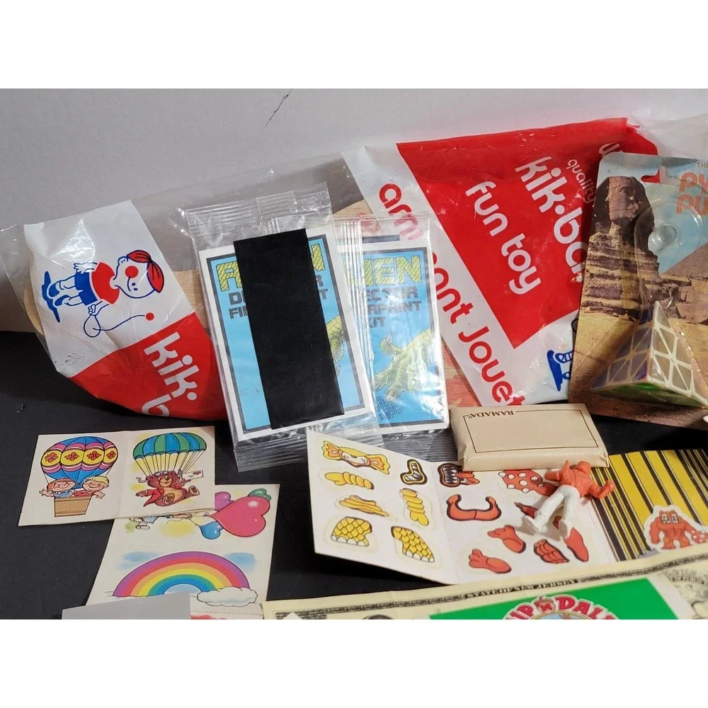Mixed Lot Of 90's Cereal Box Prizes, Toys, Stickers, Cards Games Kelloggs